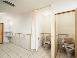 清潔な浴室空間