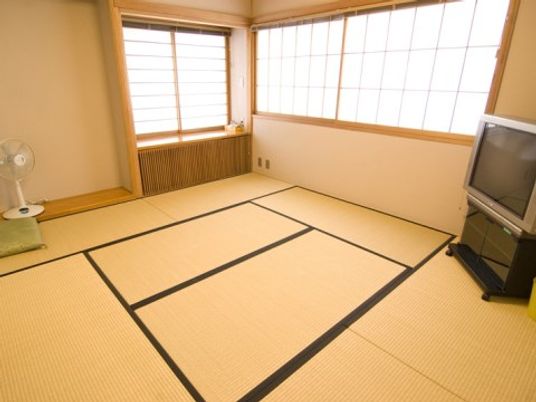 和室の広々とした居室