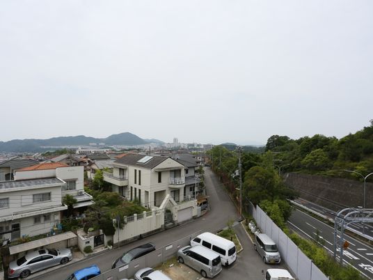 街並みと自然が見える風景