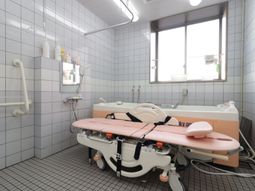 清潔な浴室の設備