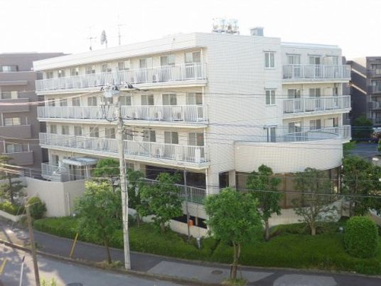 清潔感のある建物外観