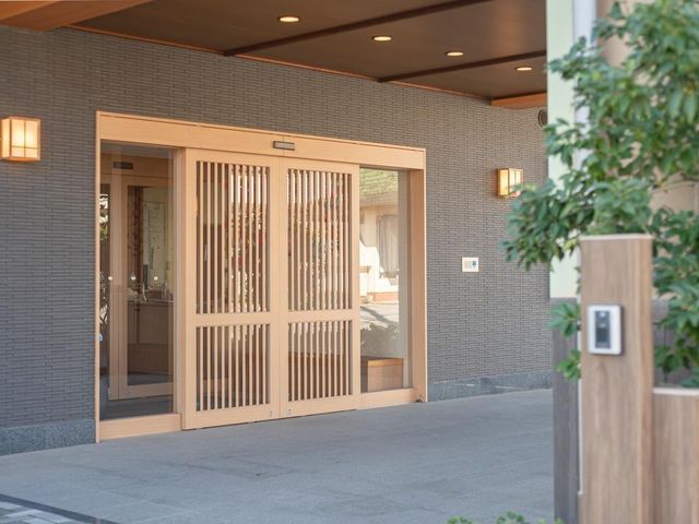 外観エントランス