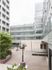 都市型施設の中庭風景