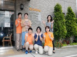 元気なスタッフ外観前