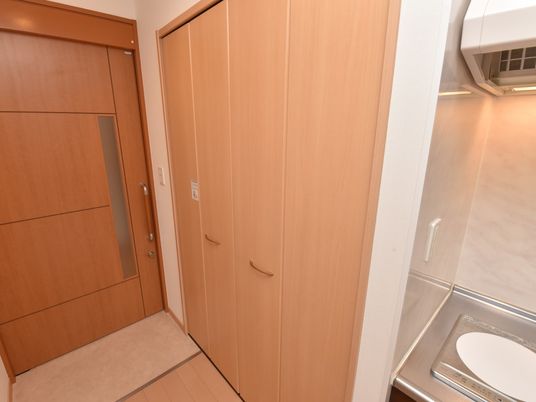温もりある部屋の入り口
