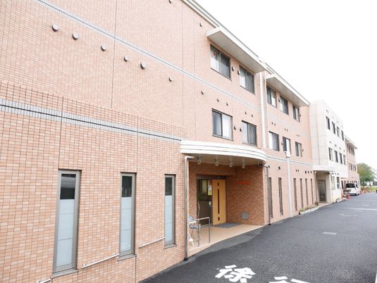 清潔感のある施設の外観