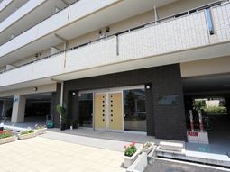 明るいエントランス