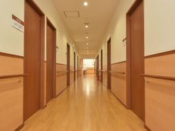 清潔な廊下の風景