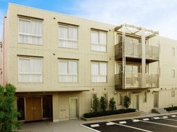 清潔感のある建物の外観