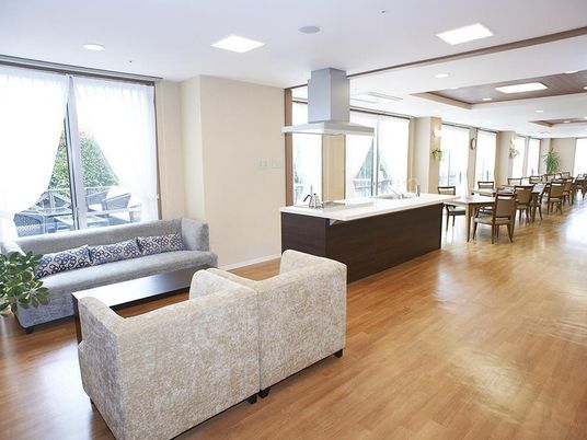 暖かみのある共用スペース