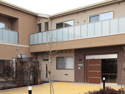 外観の施設入口