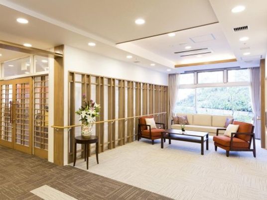 明るい応接スペース