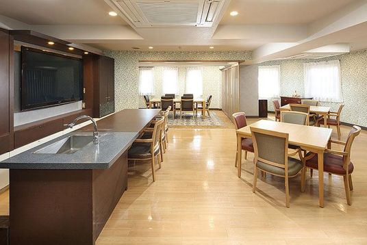 シンプルなキッチン付き居室
