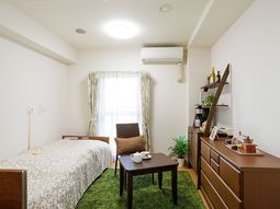 明るい居室のインテリア