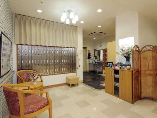 エントランスの柔らかい雰囲気