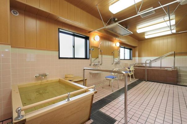 明るいリビングの空間