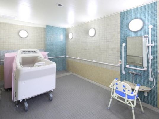 バリアフリー対応の浴室