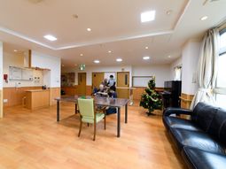 共有リビングの光景