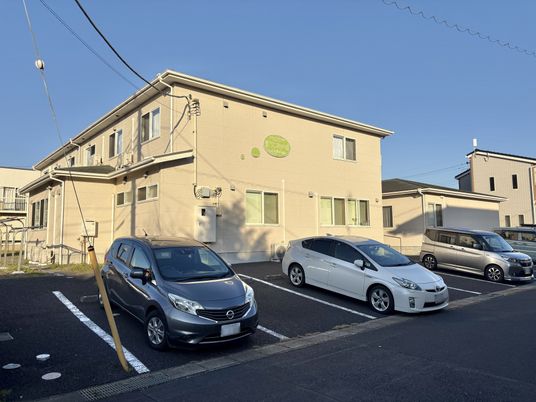 駐車場の外観