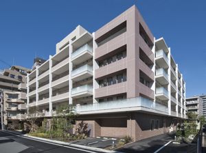 現代的な建物の外観