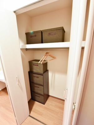 整理整頓されたクローゼット