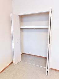 空のクローゼット