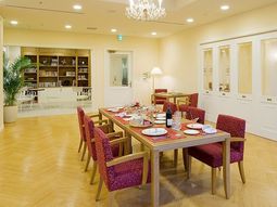 明るいダイニングルーム