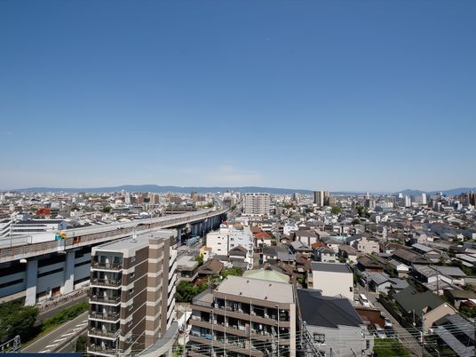 都市の景色と建物外観