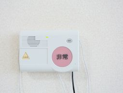 呼び出しボタンのクローズアップ