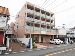 清潔感のある建物外観