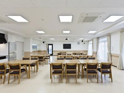広々とした清潔な食堂