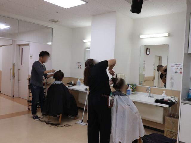 理美容サービスの様子