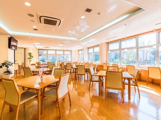 日当たりの良いダイニング