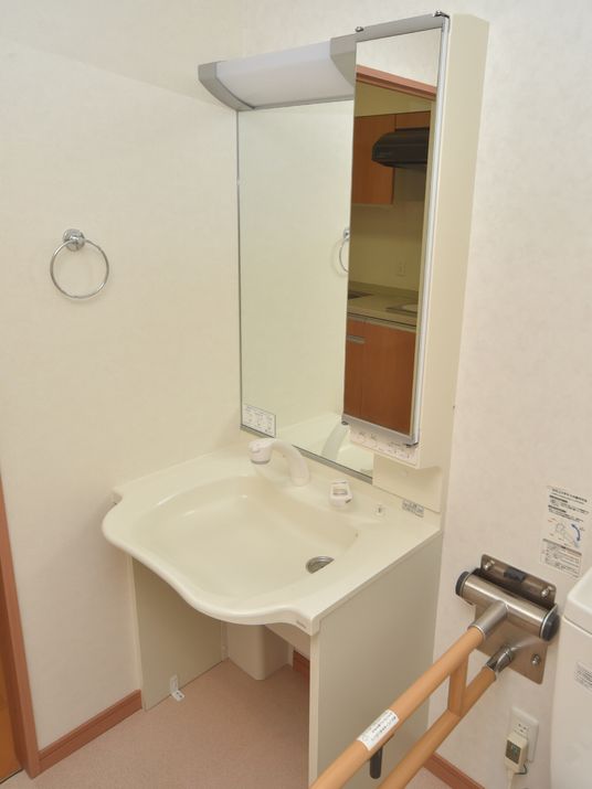 バリアフリー設計の洗面台