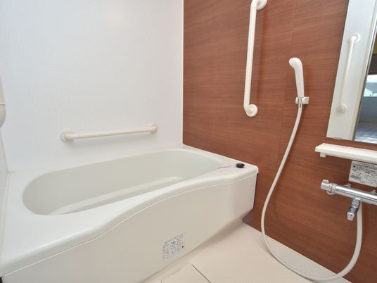 バリアフリー浴室設備