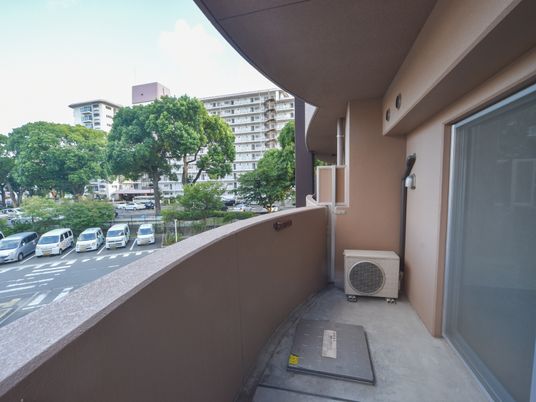 広々としたベランダ景色