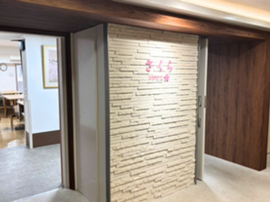 明るい廊下  