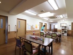 広々とした多目的室