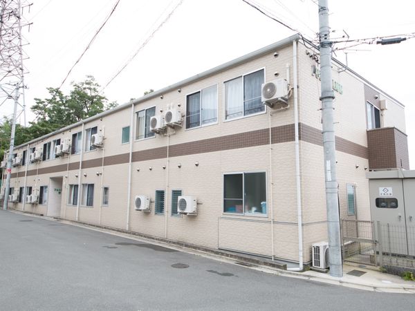 清潔な外観の建物
