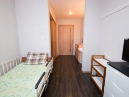 清潔感のある居室の一角