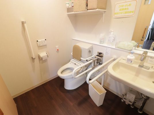 バリアフリー設計の洗面台