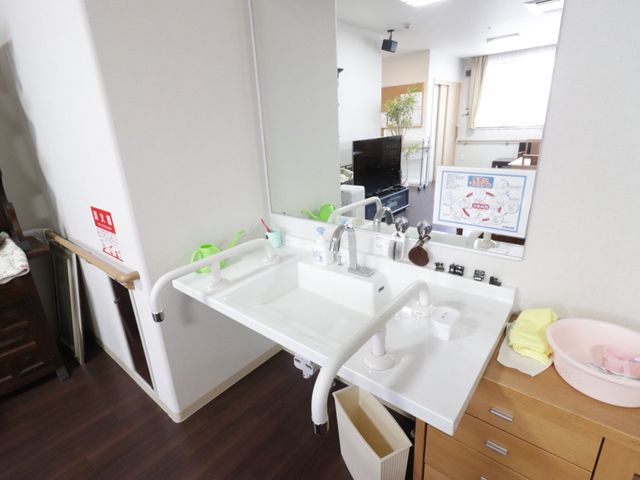洗面台のある清潔な居室