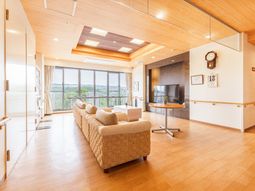 明るい空間の快適リビング