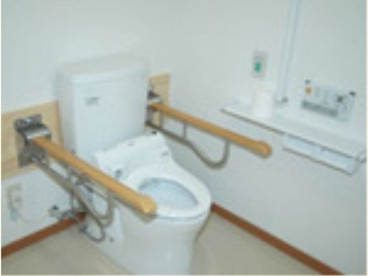バリアフリートイレ