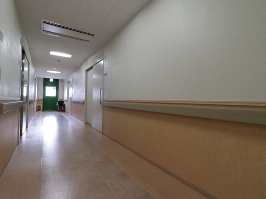 清潔感ある廊下の一部