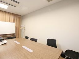 多目的に使用する洋室