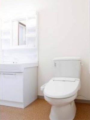 清潔なトイレと洗面台