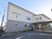 広々とした建物の外観
