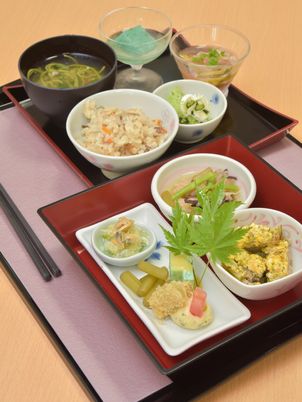 和食の彩り豊かな料理