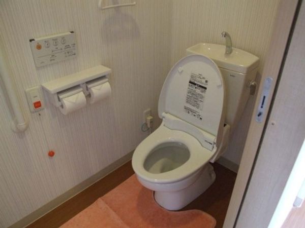 清潔感あるトイレ空間